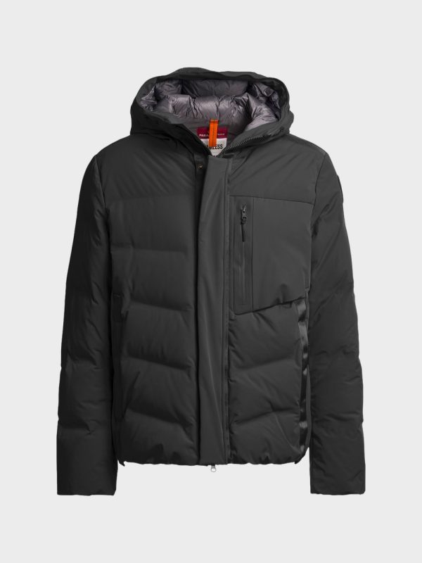 Parajumpers Taiga Jack Zwart met model
