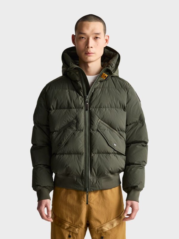 Parajumpers Wilmont Bomber Jacket Groen met model